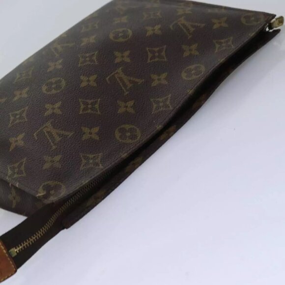 LOUIS VUITTON Monogram Poche Toilette 26 Pouch LV Auth - Picture 7 of 16